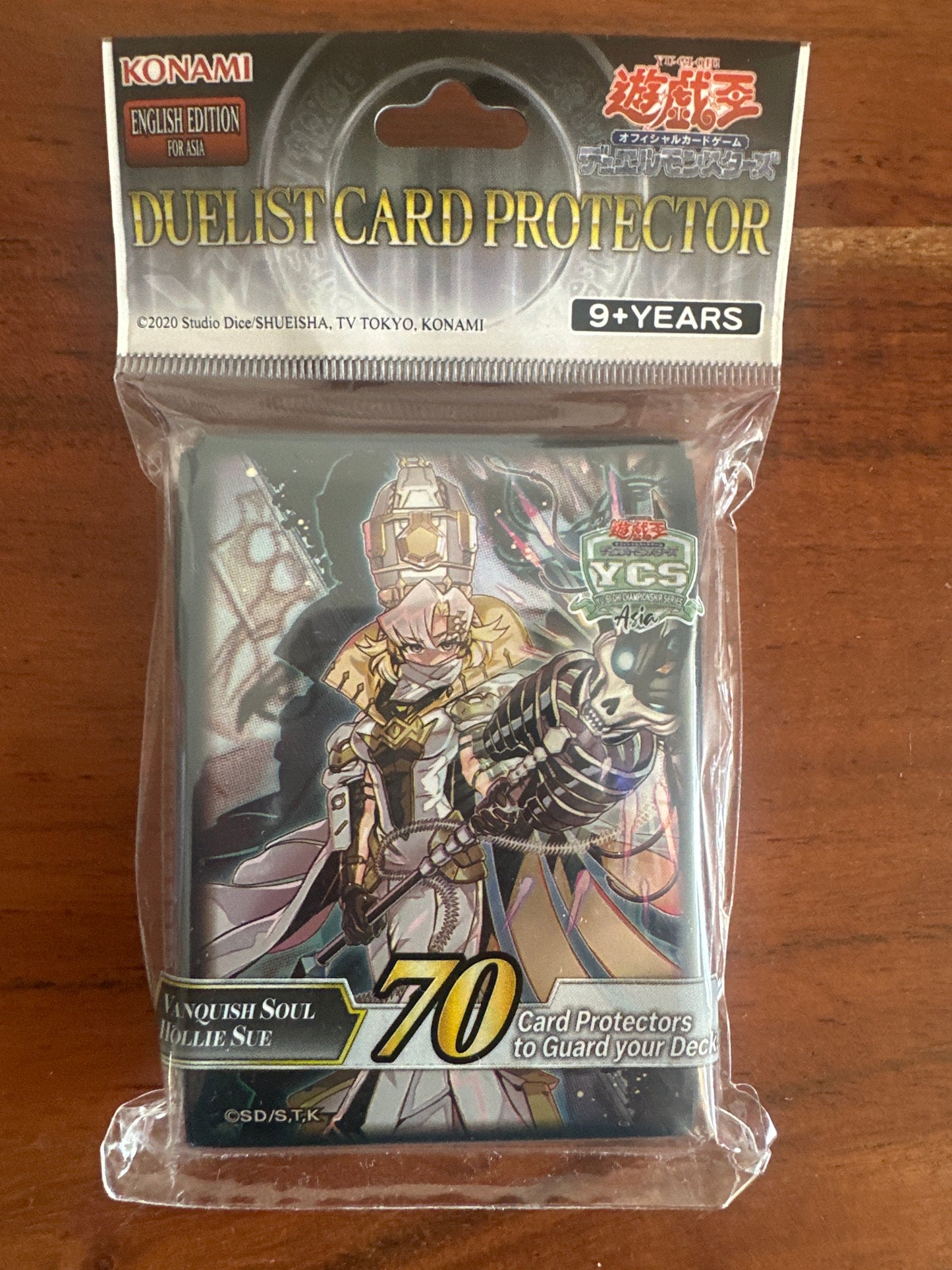 Yu-Gi-Oh! OCG Vanquish Soul Hollie Sue Card Sleeves (70)
