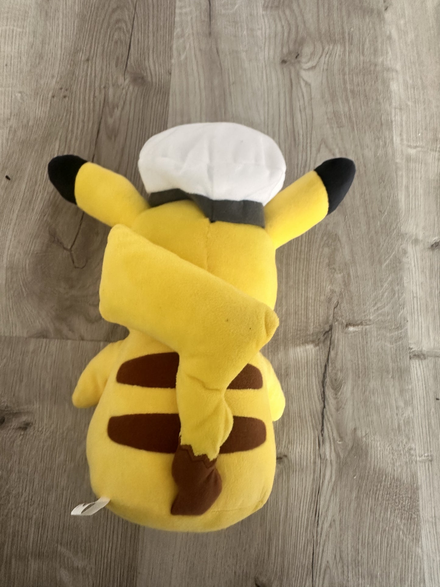 Pokémon Plüschtier Pikachu (mit weißer Mütze) – Plüsch, Original Japan Import | Jungcards