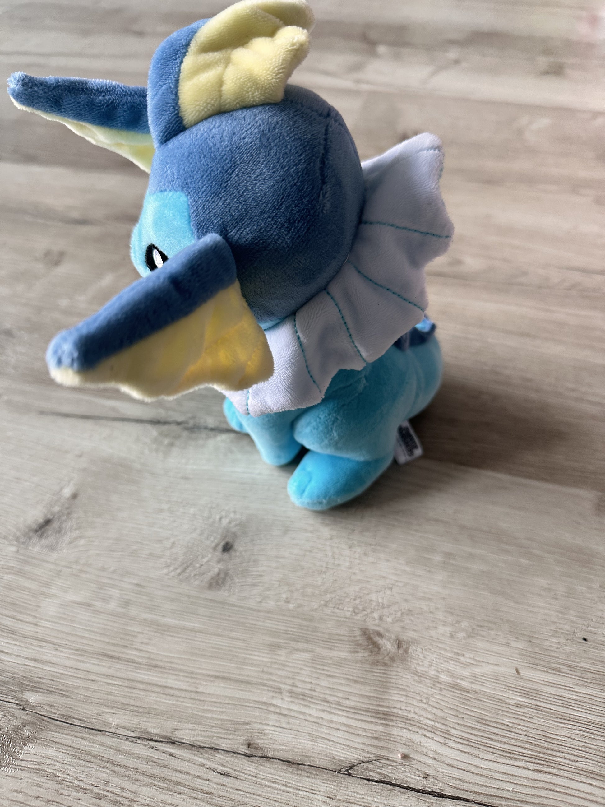 Pokémon Plüschtier Vaporeon – Plüsch, Original Japan Import | Jungcards