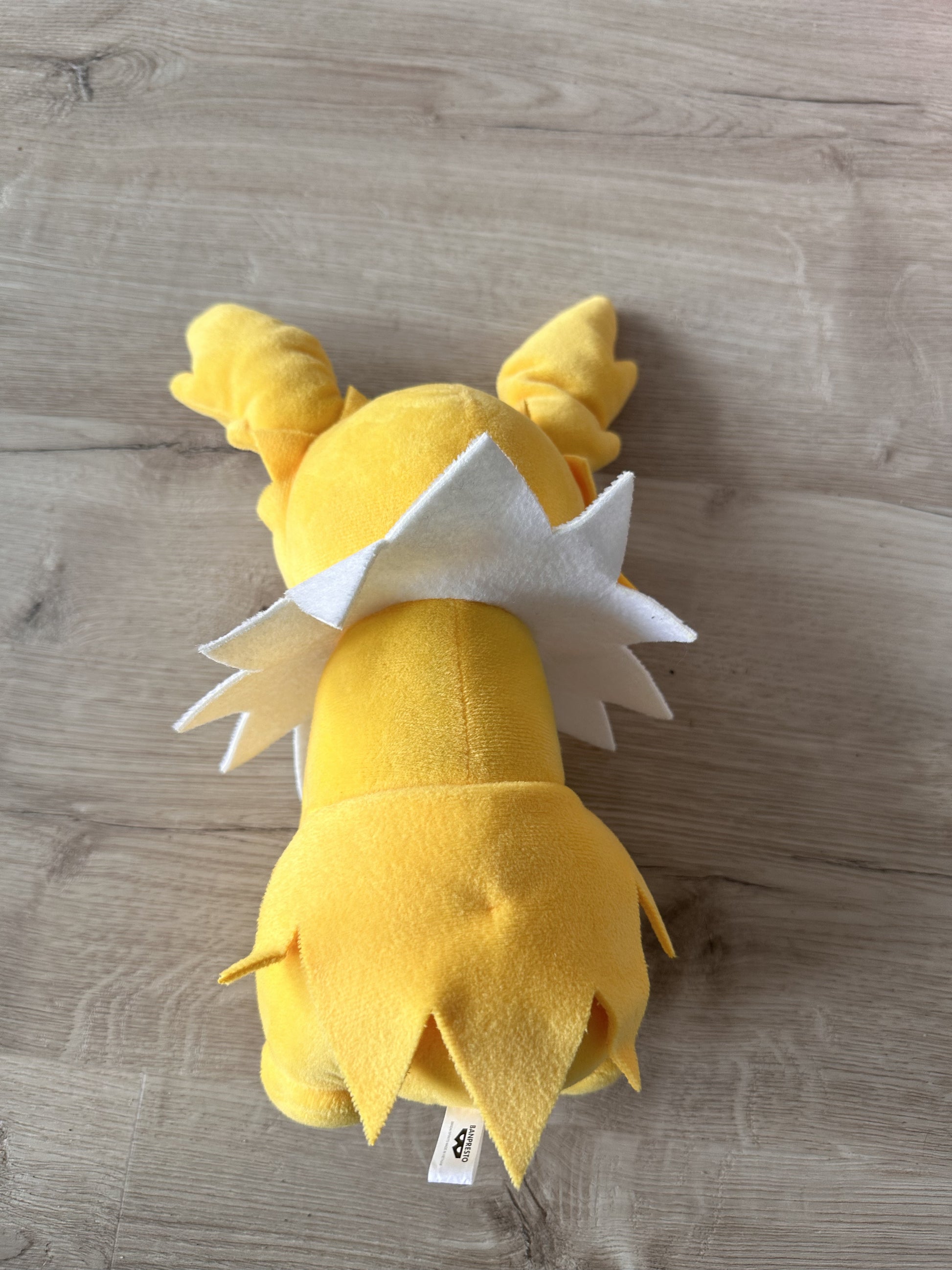 Pokémon Plüschtier Jolteon – Plüsch, Original Japan Import | Jungcards