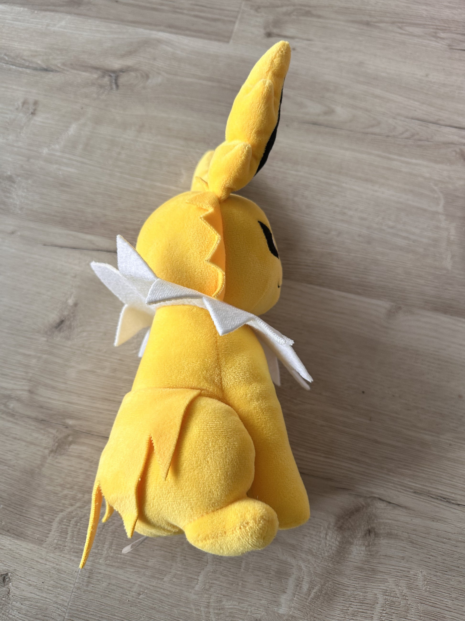 Pokémon Plüschtier Jolteon – Plüsch, Original Japan Import | Jungcards