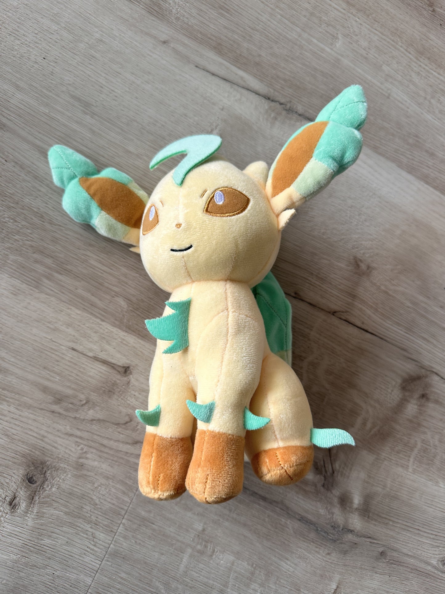 Pokémon Plüschtier Leafeon – Plüsch, Original Japan Import | Jungcards