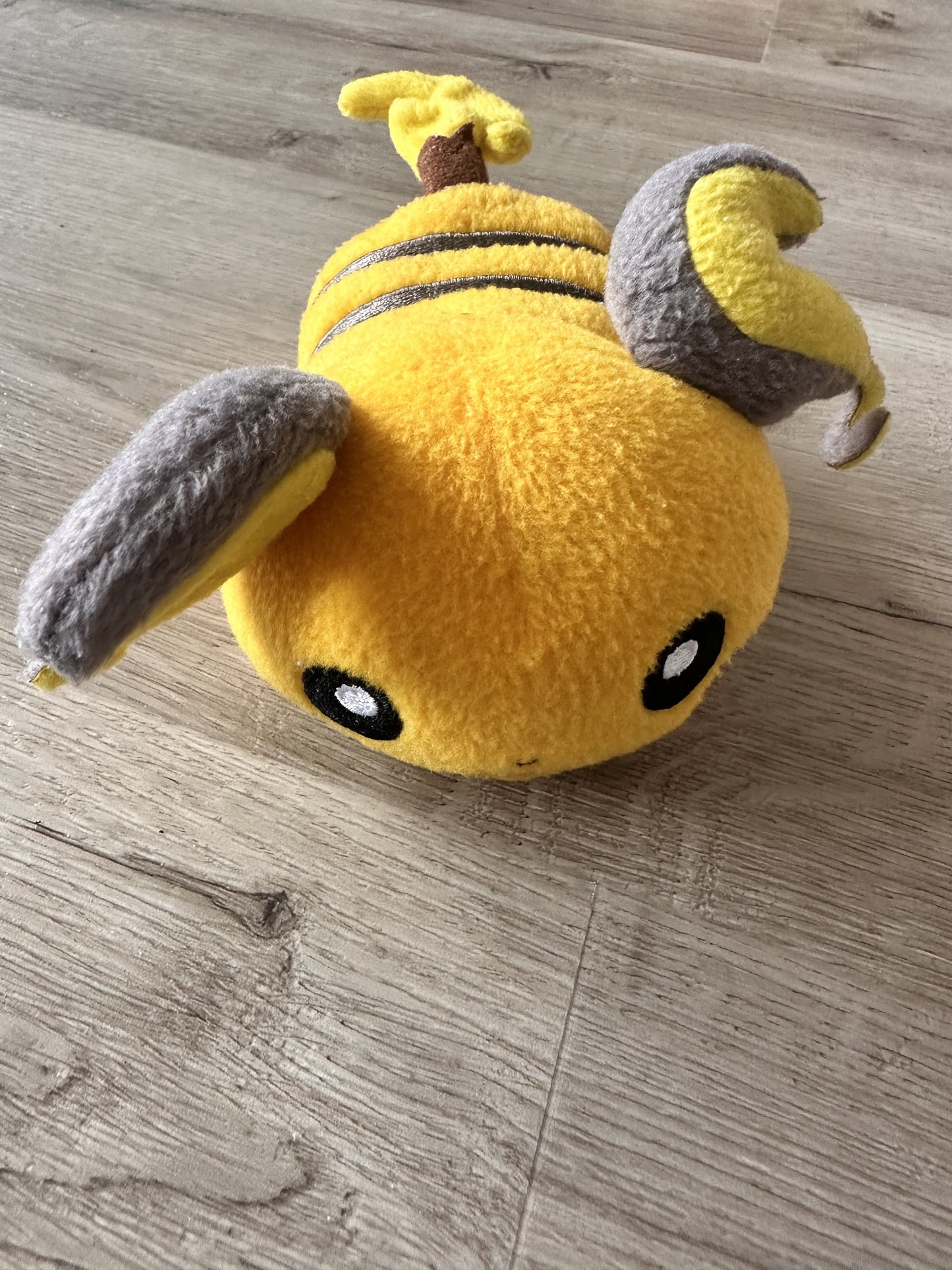 Pokémon Plüschtier Raichu – Plüsch, Original Japan Import | Jungcards