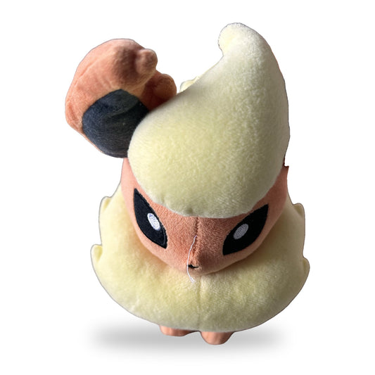 Flareon Pokemon Pluesch Sammelfigur weisser Hintergrund