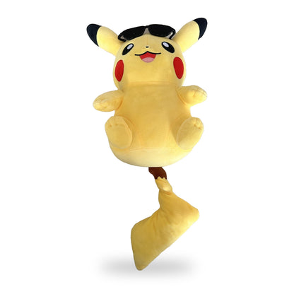 Pikachu mit Sonnenbrille Pokemon Pluesch weisser Hintergrund